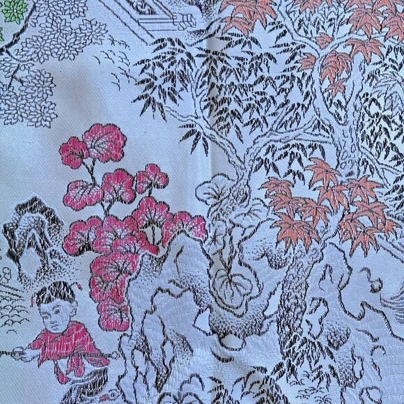 Mid-Century Vintage Brocaded Flowers Chinese Silk Tapestry Tablecloth 75" x 55" - Picture 15 of 16